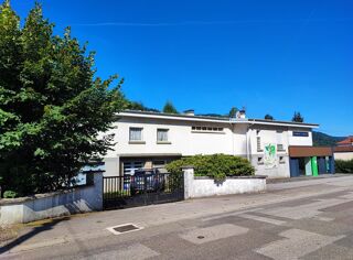  Immeuble � vendre 351 m�