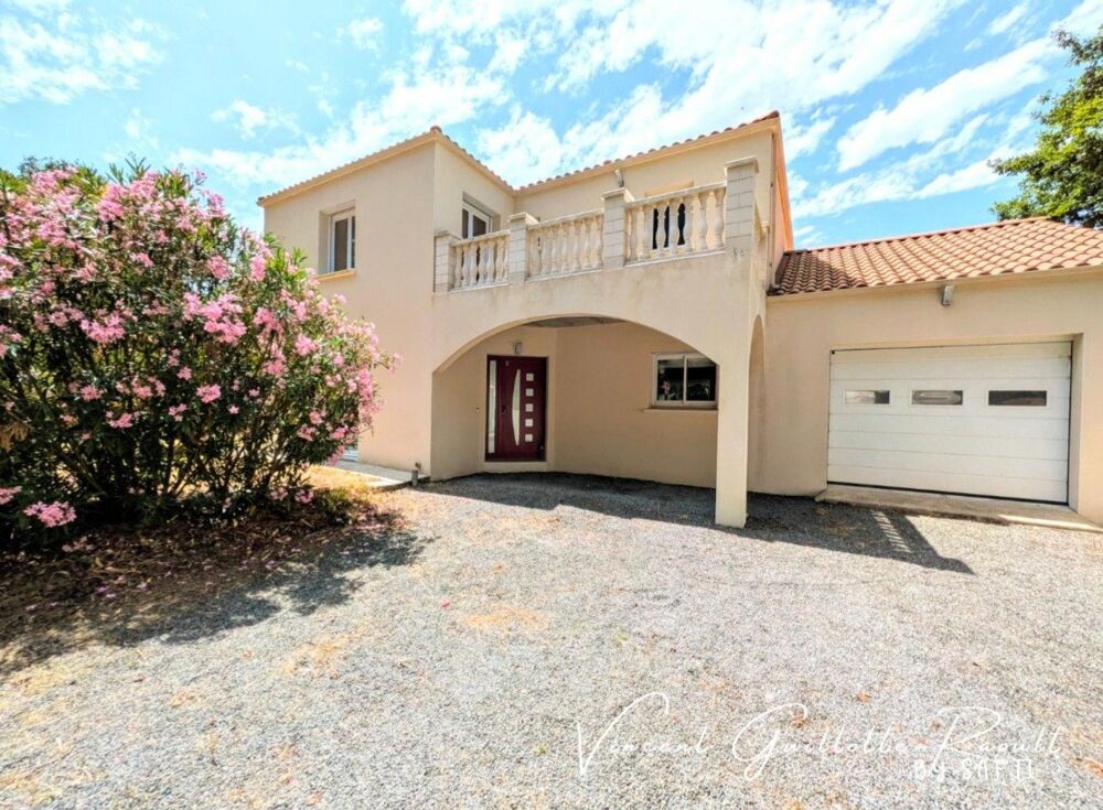 Maison 5 pièces 172 m²  3 chambres- terrain de 1923m²