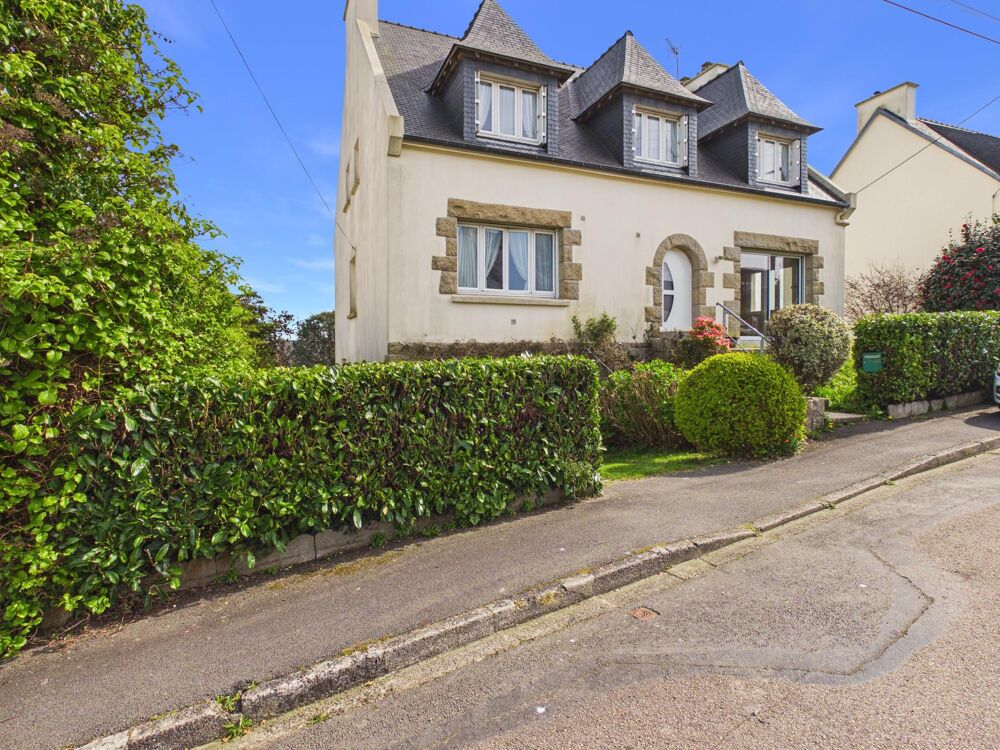 Maison 7 pièces 173 m² · à Plourin-les-Morlaix · 173 m² · 229 900 €