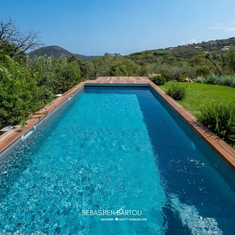 Vente Maison Maison T3 de 137m2 avec piscine chauffée vue montagne Porto-vecchio
