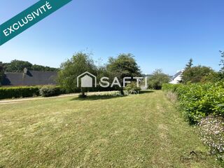 Land, 942 m²
