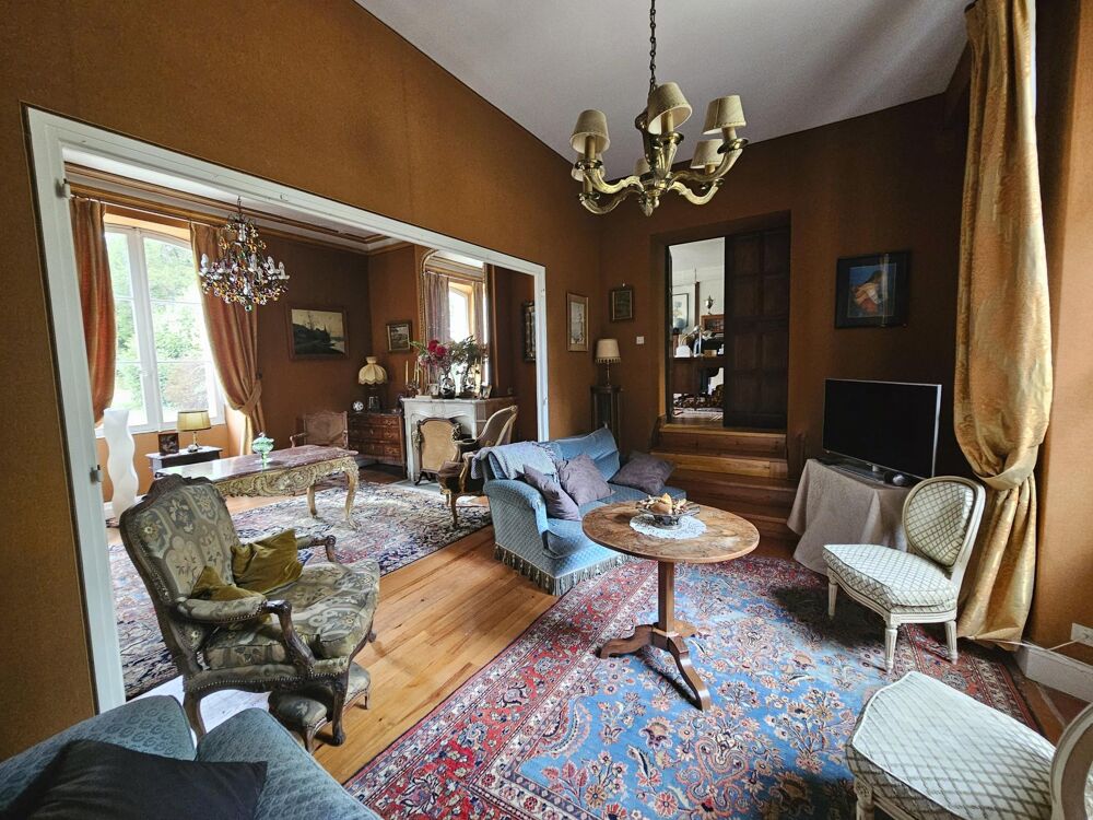 à vendre  Propriété/château Camblanes-et-Meynac (33360)