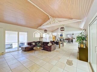  Maison � vendre 7 pi�ces 204 m�