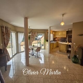  Maison � vendre 11 pi�ces 258 m�