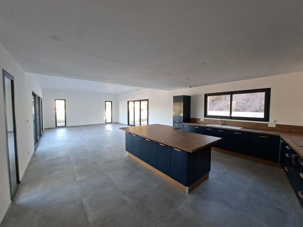 Une villa de 147m2 4 chambres 2 garages terrain 667m2