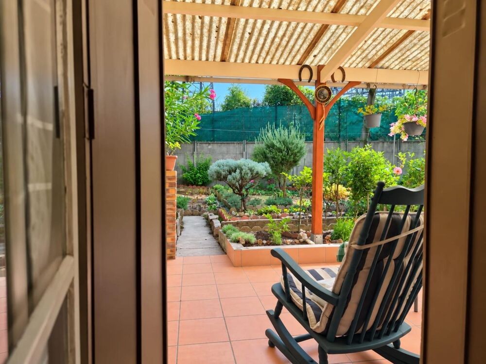 2 Maisons total 174m2 à vendre et un grand garage de 85m2 à 8 minutes de la Gare RER D Vert de Maisons