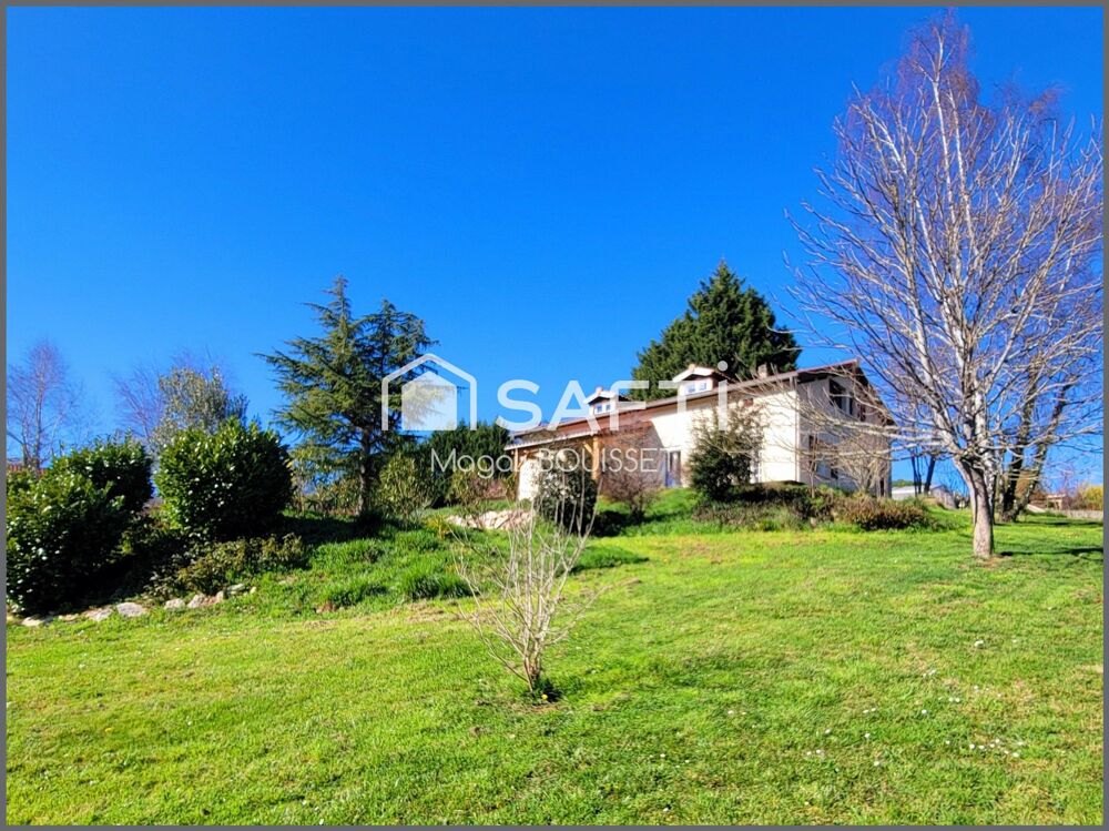 Charmante Maison T6 de 179m², 5 chambres dont une suite parentale, piscine, terrasses, garages, jardin de 3446m². Finitions à pr