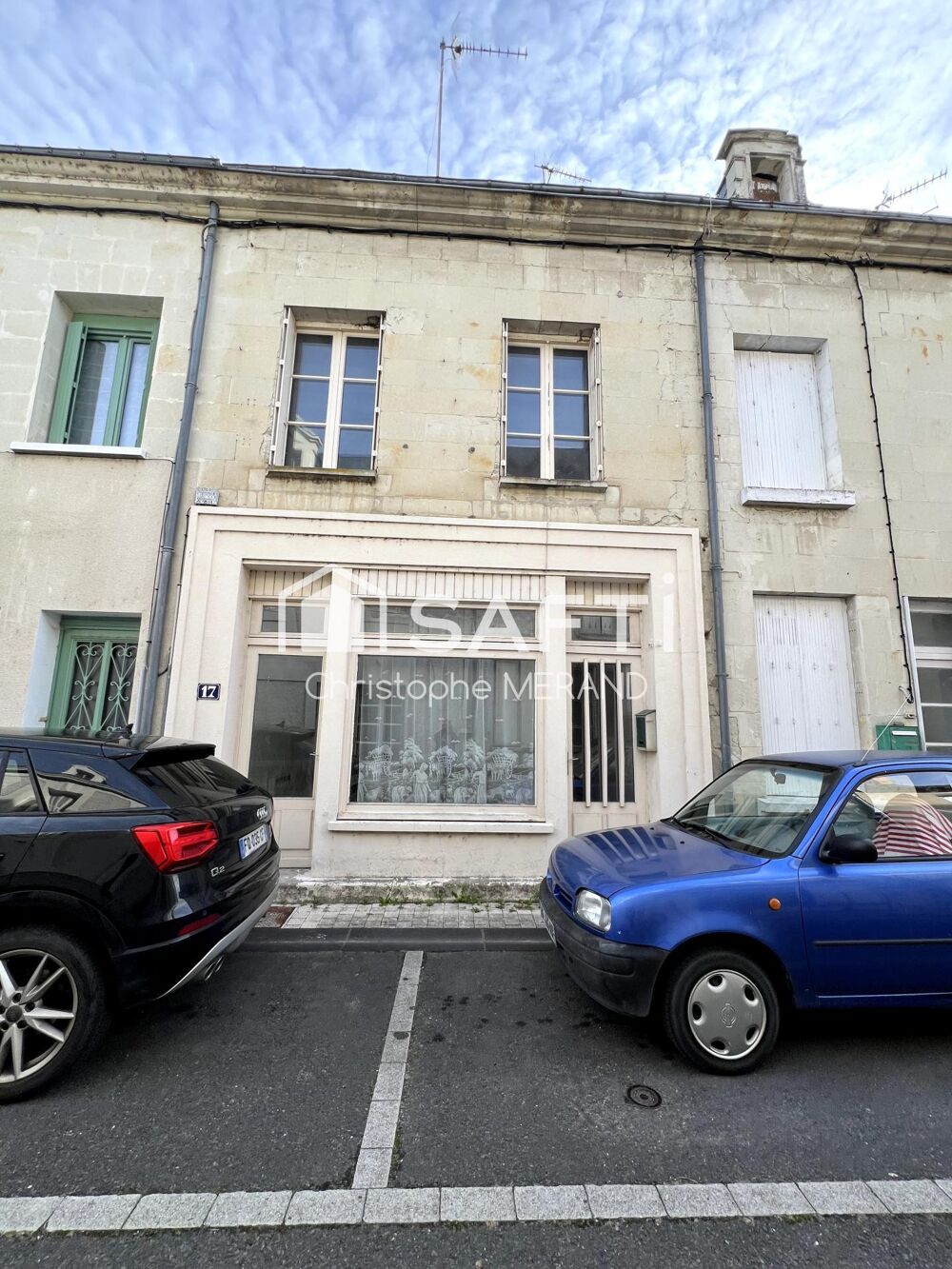 Vente Maison Dans le centre des ORMES . Les ormes