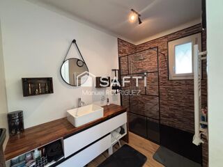  Maison � vendre 8 pi�ces 200 m�