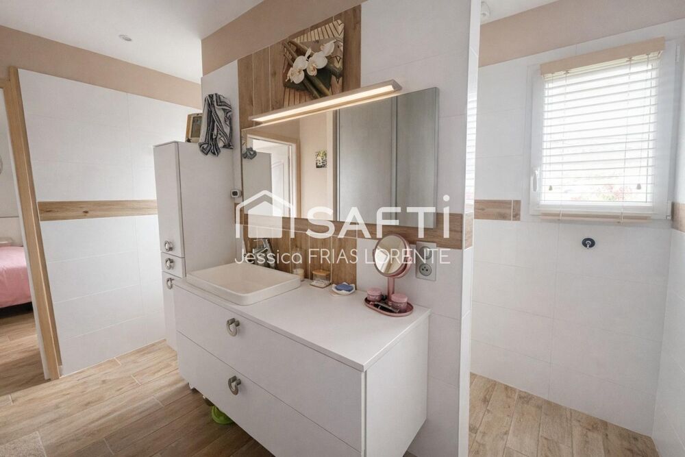 Vente Maison A pied des commodités Pompignac