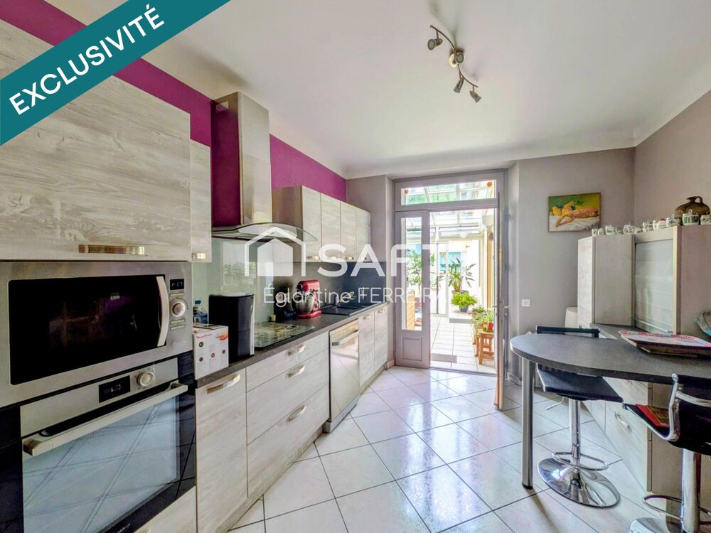 Vente Maison ISSOUDUN, MAISON DE VILLE T4 AVEC JARDIN, DEPENDANCE ET GARAGE 2 VEHICULES. Issoudun