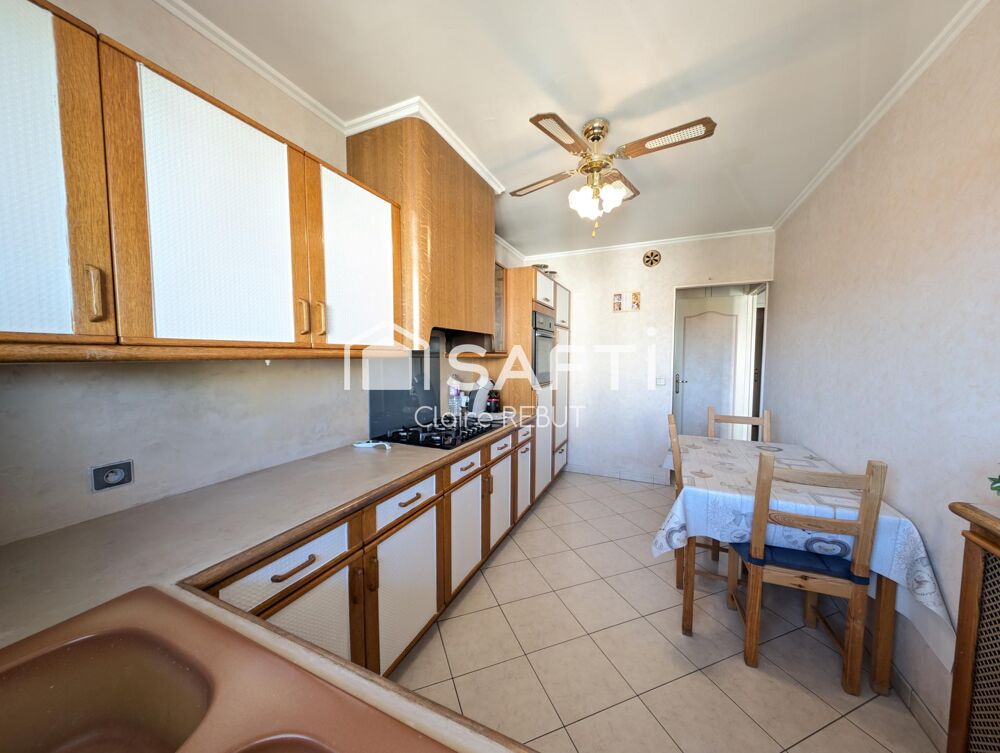 Vente Appartement Beau F3 type F4 traversant avec balcon et parking Livry-gargan