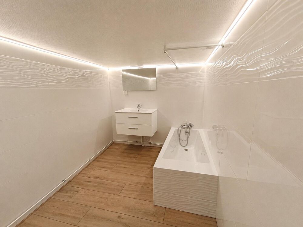 Location Maison Maison individuelle entièrement rénovée de 68 m2 Drancy
