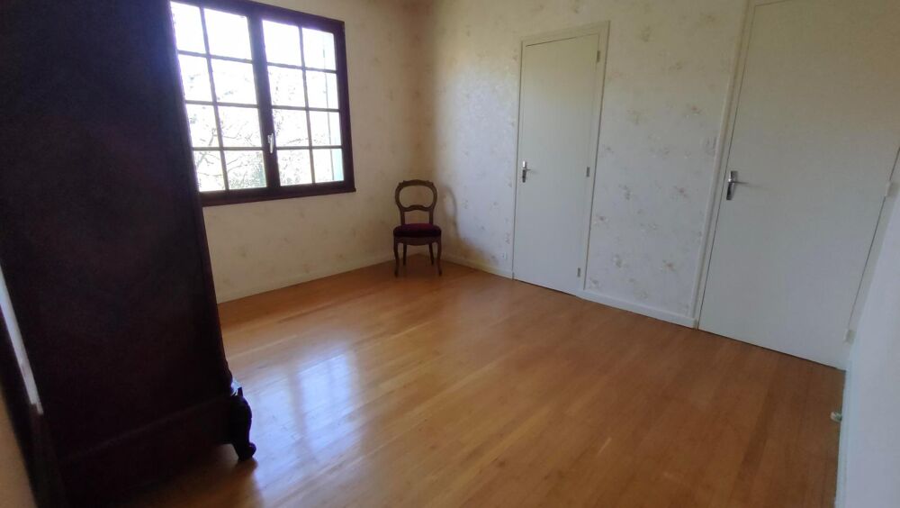 Maison traditionnelle de 110 m² sur sous sol complet