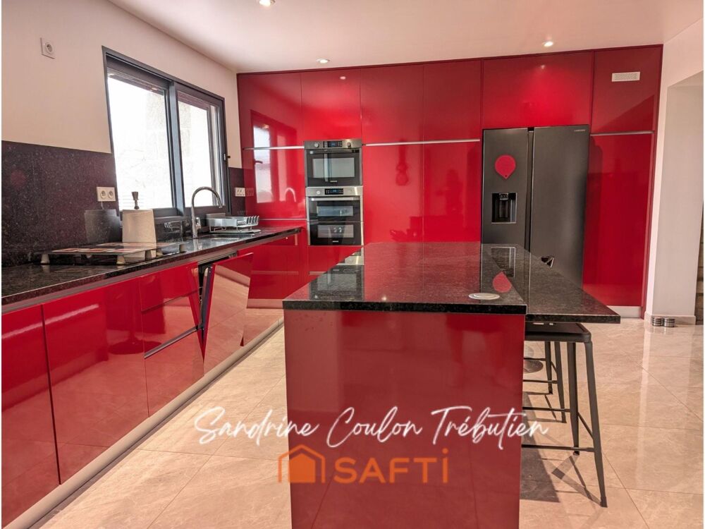 Vente Maison Une maison qui ne se dévoile qu'à ceux qui franchissent la porte! Plouhinec