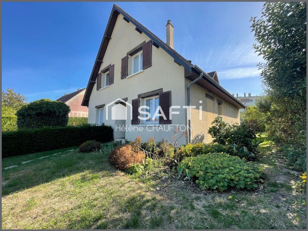 Maison 8 chambres de 175 m² sur sous-sol total et jardin de 870m² centre de VERNON.