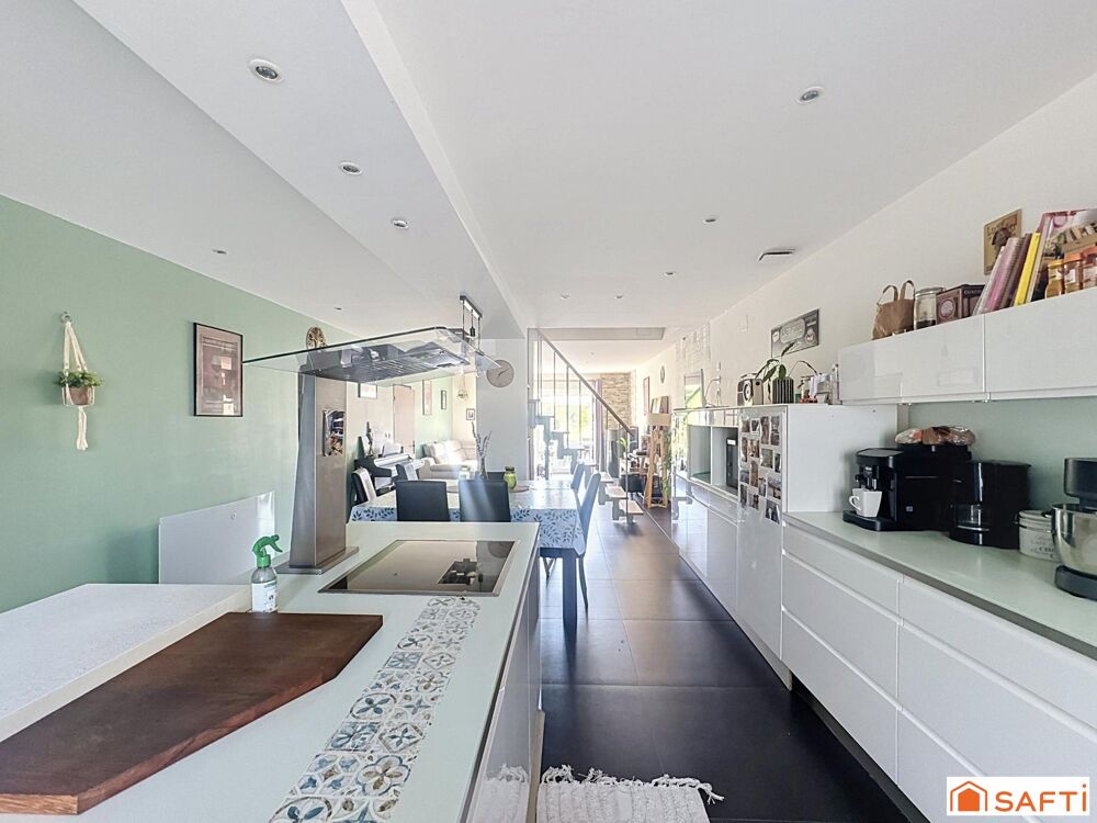 Vente Maison Maison familiale avec piscine chauffée, 4 chambres - très bon confort énergétique Flavigny-sur-moselle