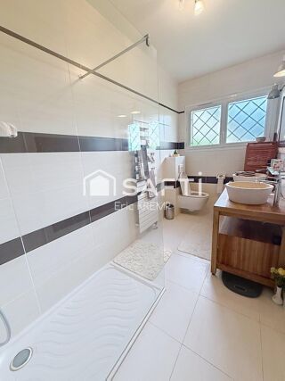 Maison à vendre 8 pièces 194 m²