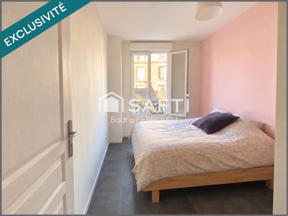 T3 traversant 40 m²  Immeuble de caractère  Quartier des Antiquaires