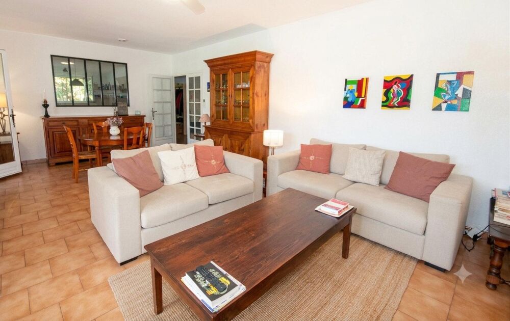 Vente Maison Un écrin de verdure à deux pas du centre village Montfort-sur-argens