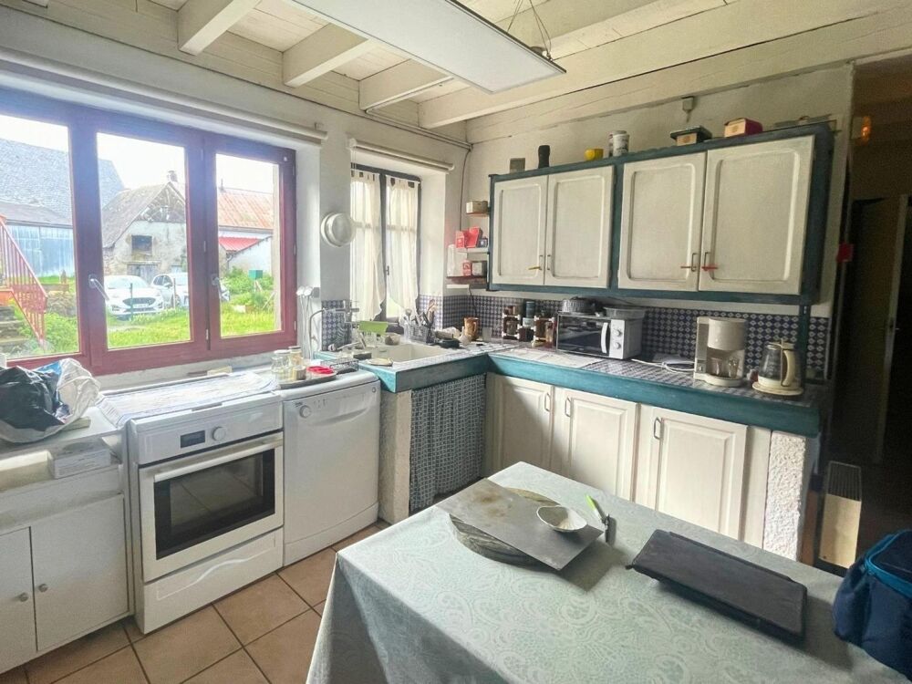 Vente Maison Maison atypique en pierre de 135m² Saulzet-le-froid