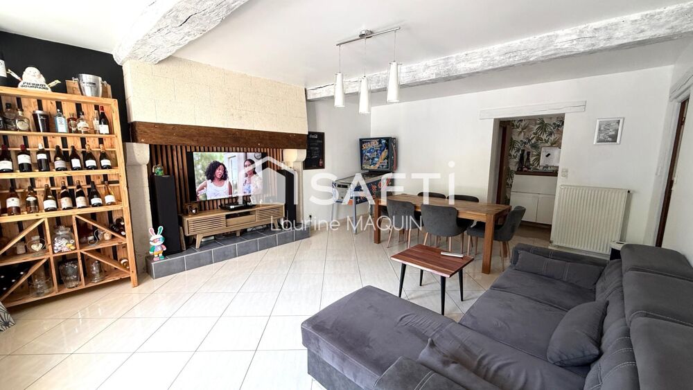 Maison de charme en pierre avec ses commodités de plain pied