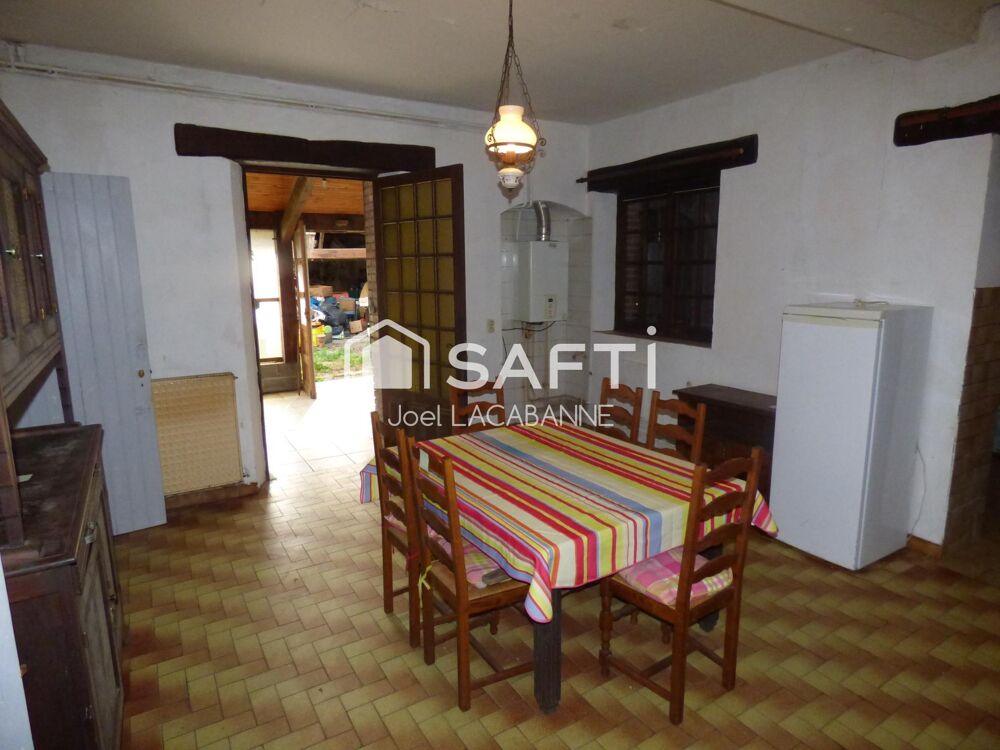 Maison de village de 180 m² à Castelnau Rivière Basse