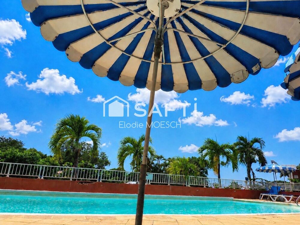 Vente Appartement Sutdio avec magnifique vue mer à Tartane à deux pas de la plage ! La trinite