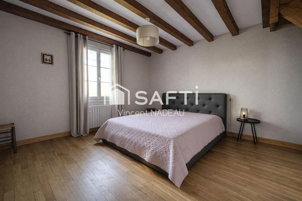 Maison - 7 pièces - 194m²