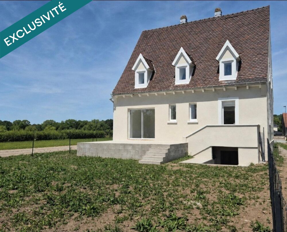 Vente Maison Un environnement paisible, un beau terrain, de beaux volumes et tout le potentiel pour créer votre véritable cocon familial… Cet Guewenheim