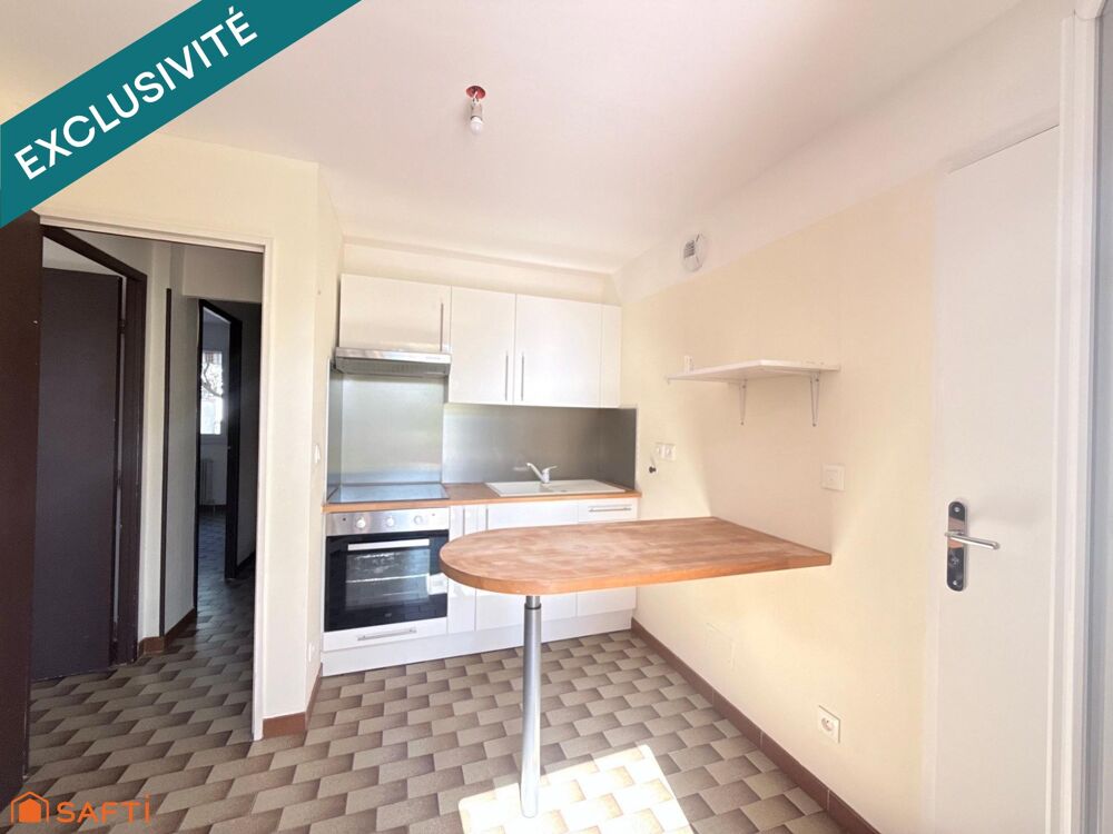 Maison de deux appartements deux faces, avec jardin sans vis à vis.