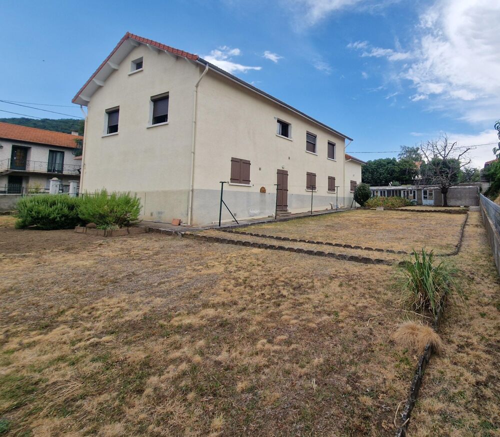 Vente Maison Volvic – Maison familiale de 138 m² avec jardin, double garage Volvic