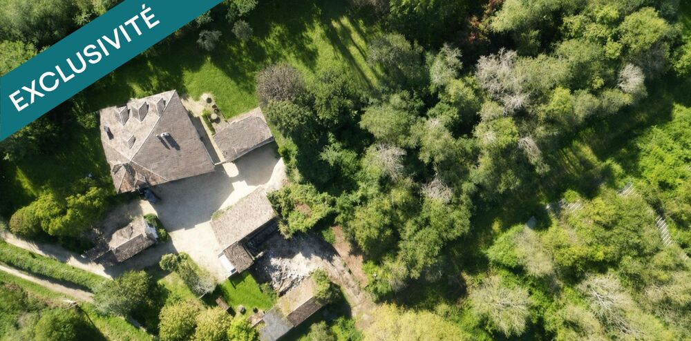 Maison de Maitre du XVIII siècel sur 8000 m2 de Terrain