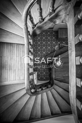  Propri�t�/ch�teau � vendre 12 pi�ces 464 m�