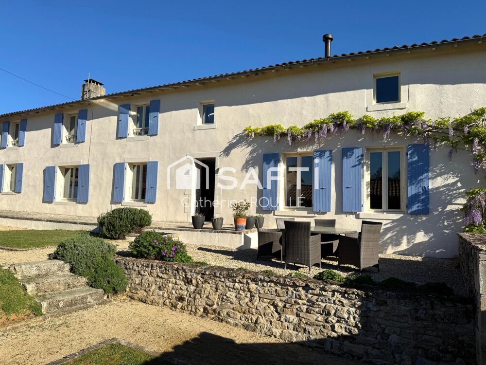 LONGÈRE RÉNOVÉE 6 CHAMBRES, 4 SALLES DE BAIN, PISCINE