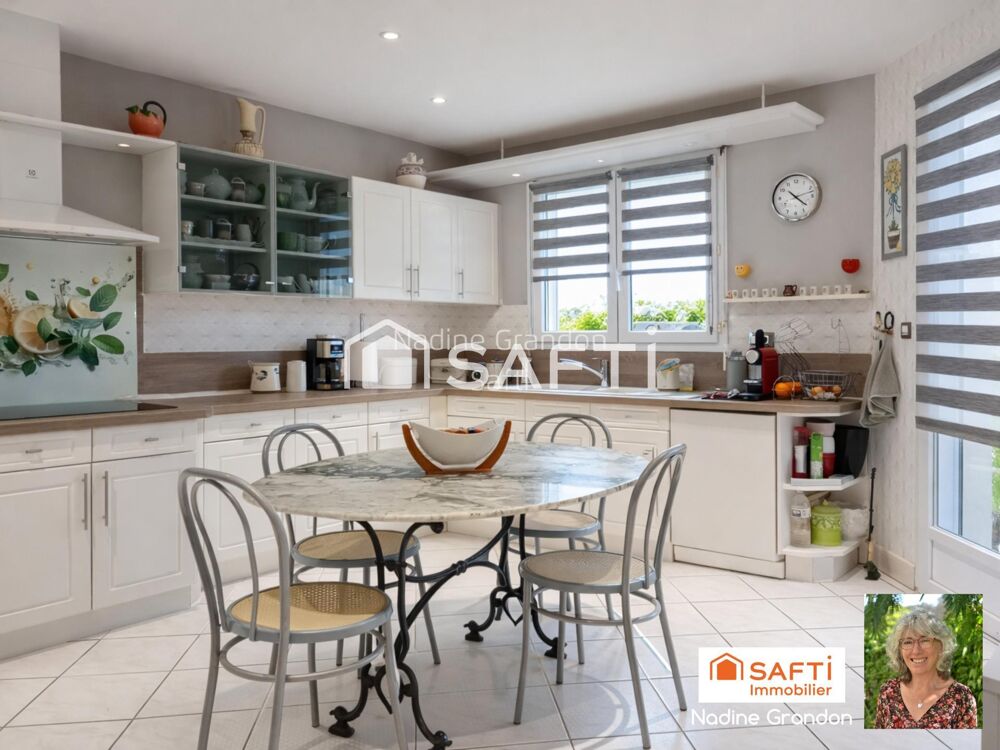 Véritable plain-pied - Chauffage au sol - Double garage