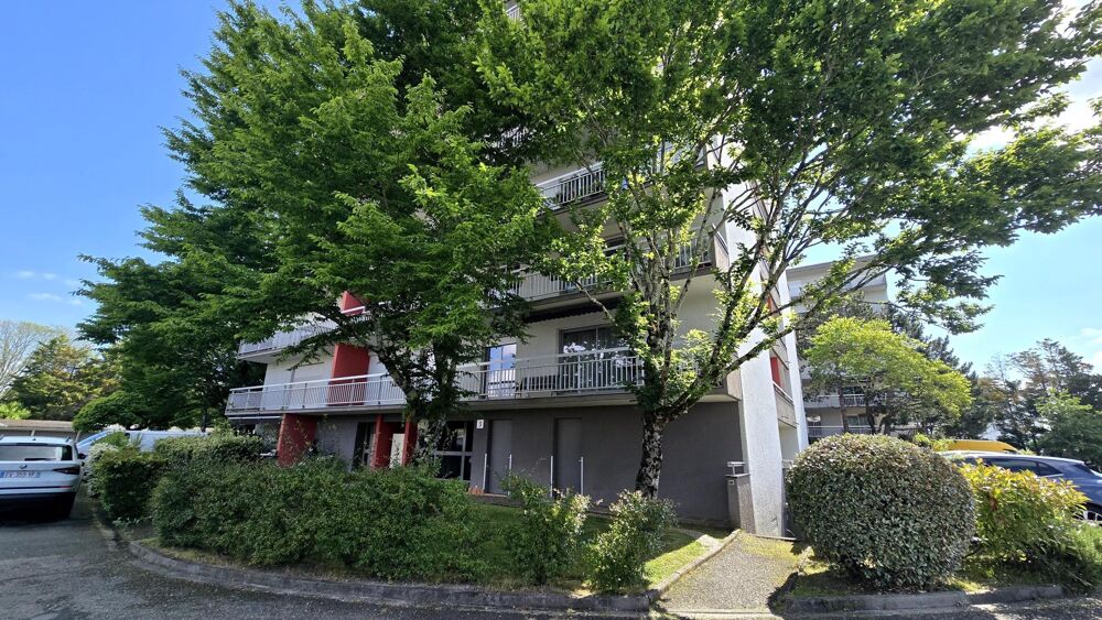 Vente Appartement appartement T3 avec cave, parking et grand balcon Merignac