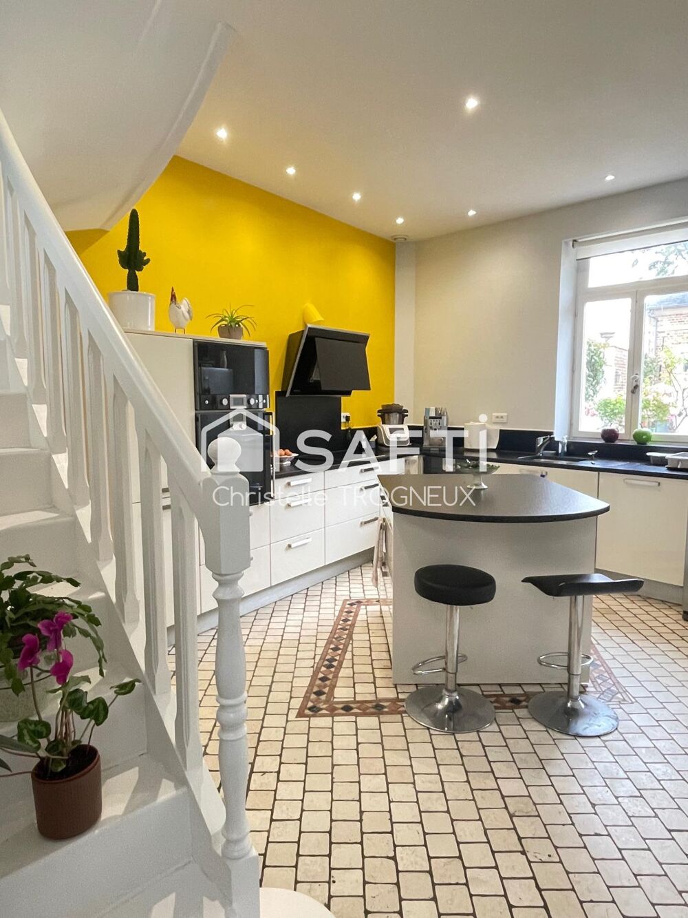 Vente Maison Tr�s belle maison de charme d'environ 200M2 Crouy-saint-pierre