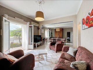  Maison à vendre 11 pièces 299 m²