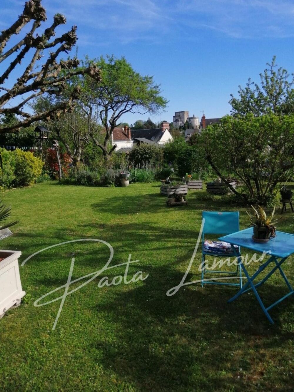 Maison avec jardin, garage et cave au coeur de LOCHES