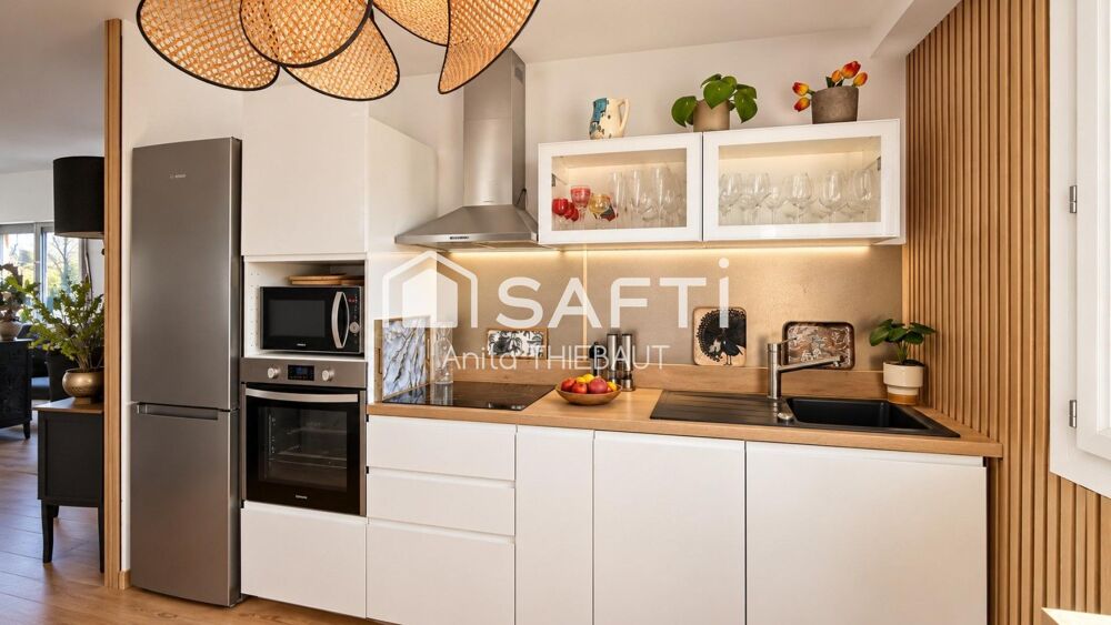 Vente Appartement FRÉJUS – LIMITE SAINT-RAPHAËL – 3 PIÈCES 68 M² RÉNOVÉ AVEC TERRASSE Fréjus