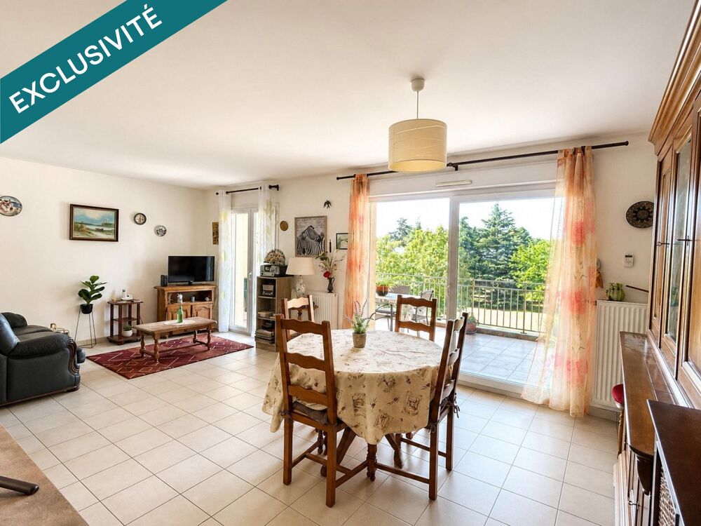 APPARTEMENT T3 avec grande terrasse et vue dégagée