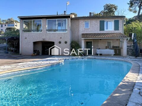   Charmante maison avec piscine, garage et d�pendance sur 830m� de terrain � Taradeau Maison - 5 pi�ce(s) - 111 m�