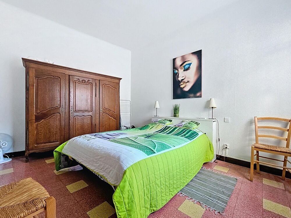 Vente Maison Un petit immeuble de rapport clé en main au cœur d'Avène, avec deux logements indépendants et un excellent potentiel locatif. Avene