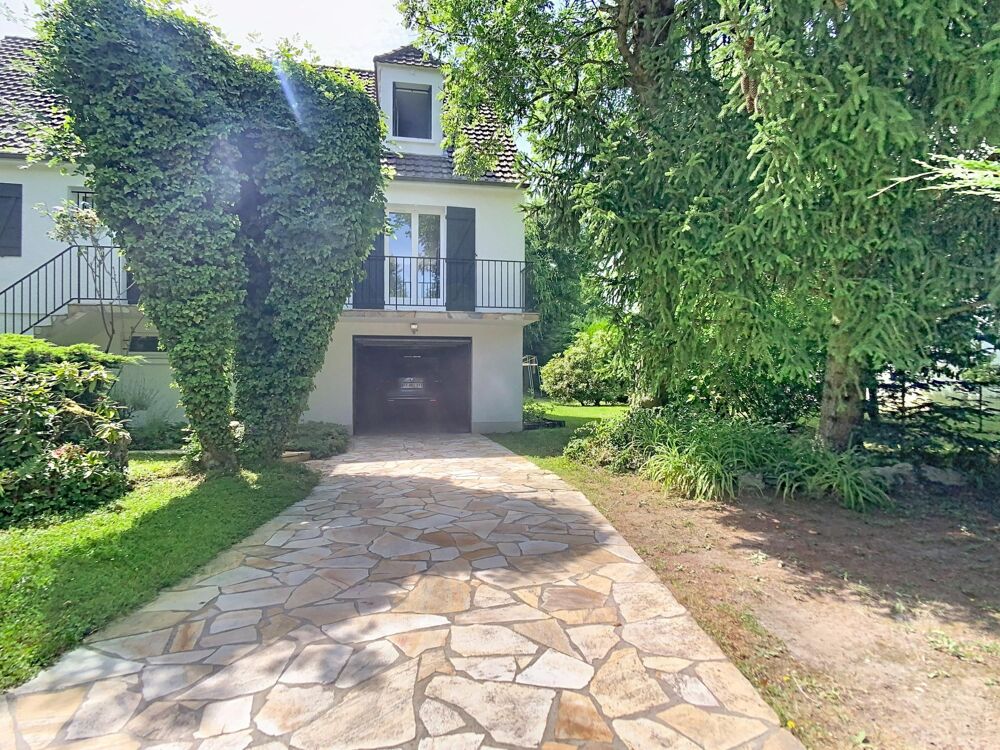 Maison 6 pièces 124 m² jardin de 950 m² environ