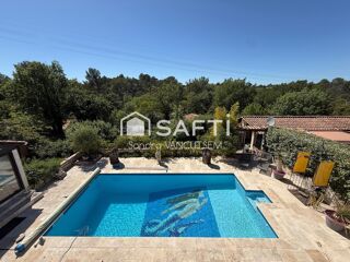  Maison � vendre 7 pi�ces 238 m�