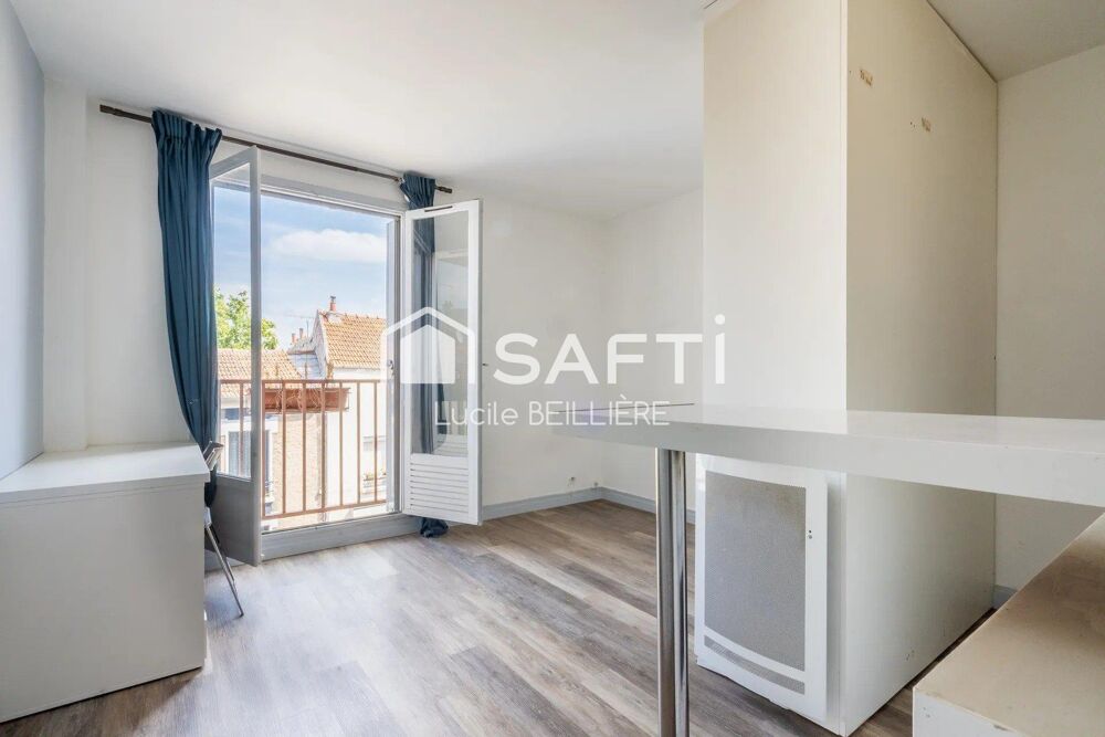 A Montreuil (93100)  Studio 20 m² avec parking, à 15 minutes à pied du métro Mairie de Montreuil