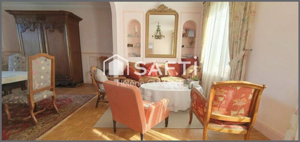 Vente Maison Elégante et intemporelle maison bourgeoise avec jardin et garage, à deux pas du centre-ville. Lisieux