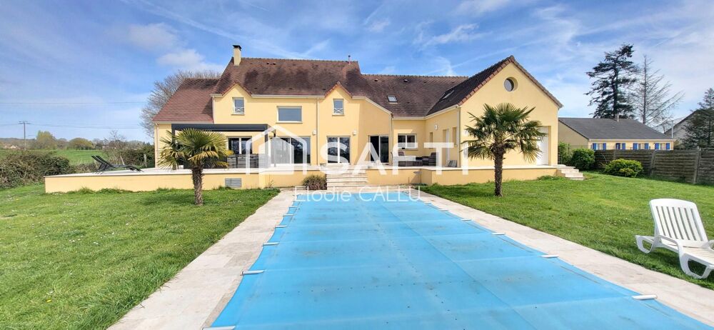 Villa de 325 m² avec piscine au coeur du Perche