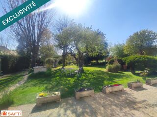  Maison � vendre 8 pi�ces 275 m�